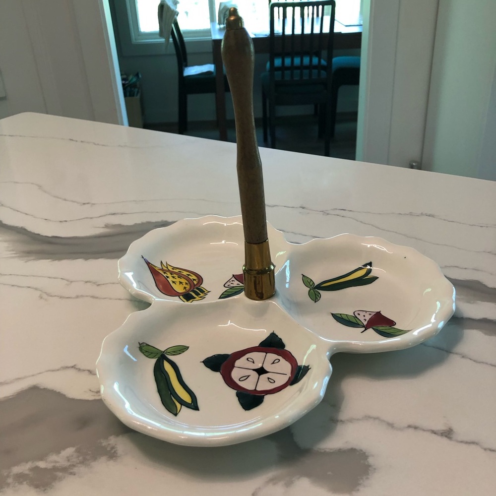 VT Ceramic Lipper & Mann Three-Section Serving Tray with Wooden Handle